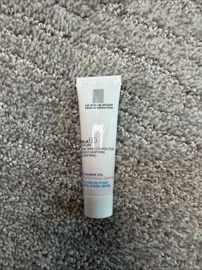 Mini La Roche-Posay dark spot corrector B3 Serum